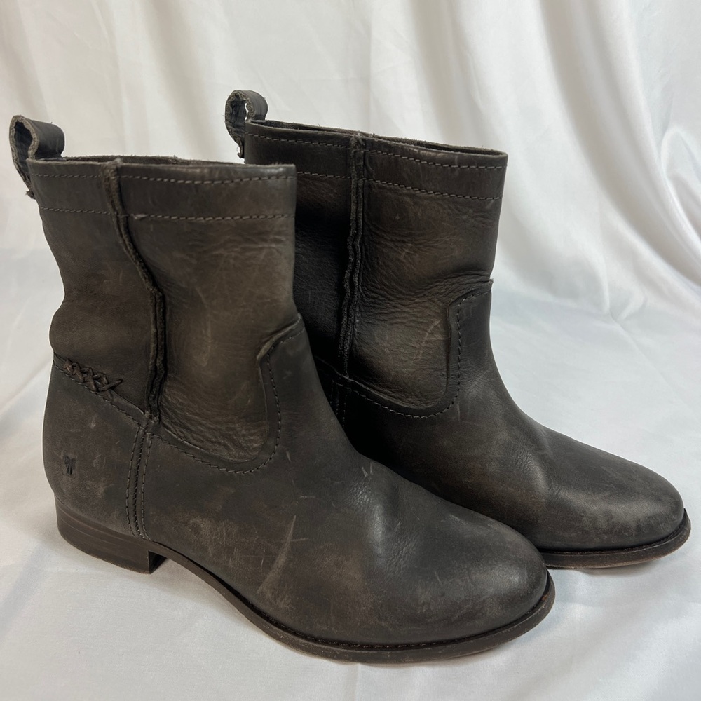 FRYE Gray ankle boots